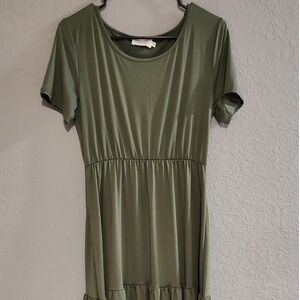 Ninexis Olive Green Tiered Maxi‎ Dress Short Sleeve Bohemian Casual Women's M